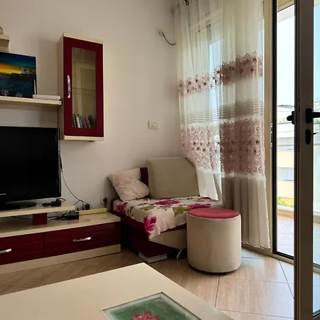 Lions Gate 7 Apartment