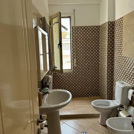 Apartment Lions Gate 7 *